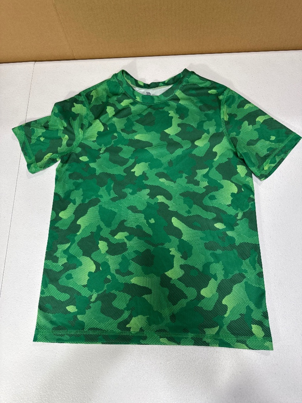 All in Motion Green Camo Athletic T-Shirt Boys Size 10-12 Casual